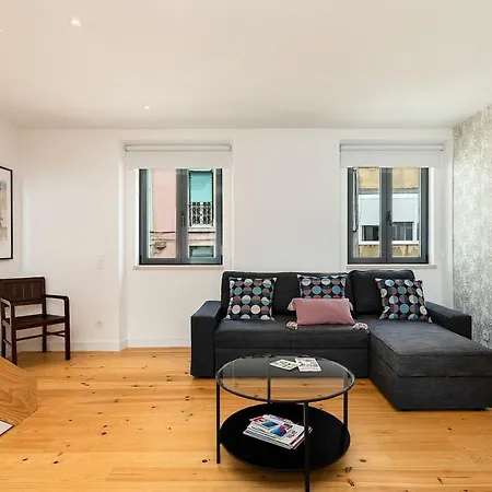Beautiful For 6 W/ Spacious Terrace Апартаменты *